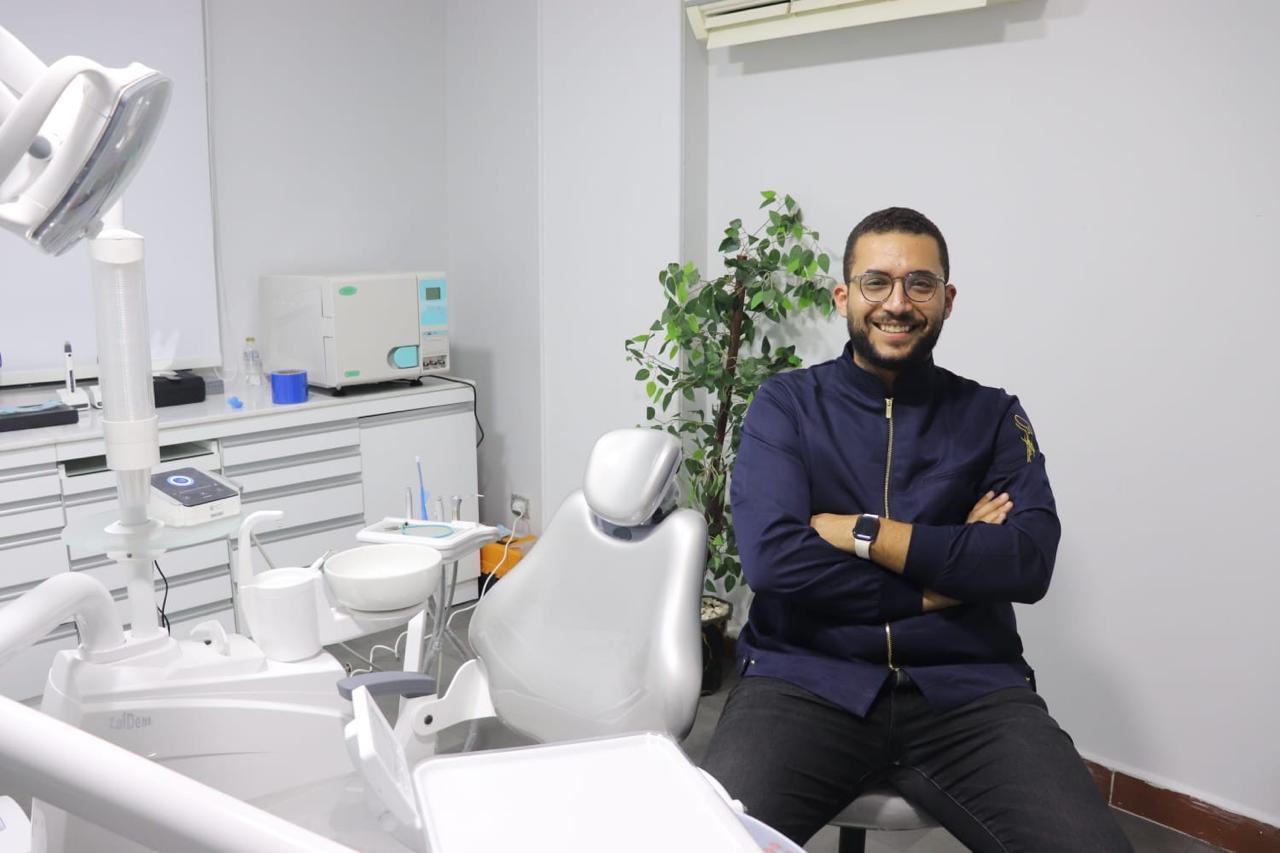 Dr. Zeyad Nabil in the clinic